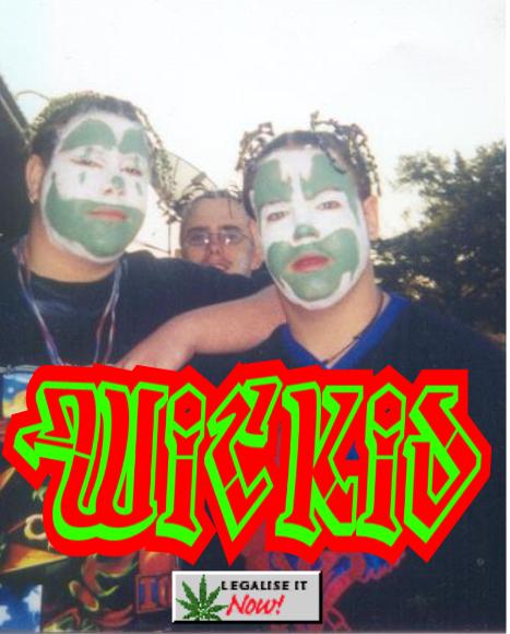 Yeah were juggalos bitch FUCK YOU!
